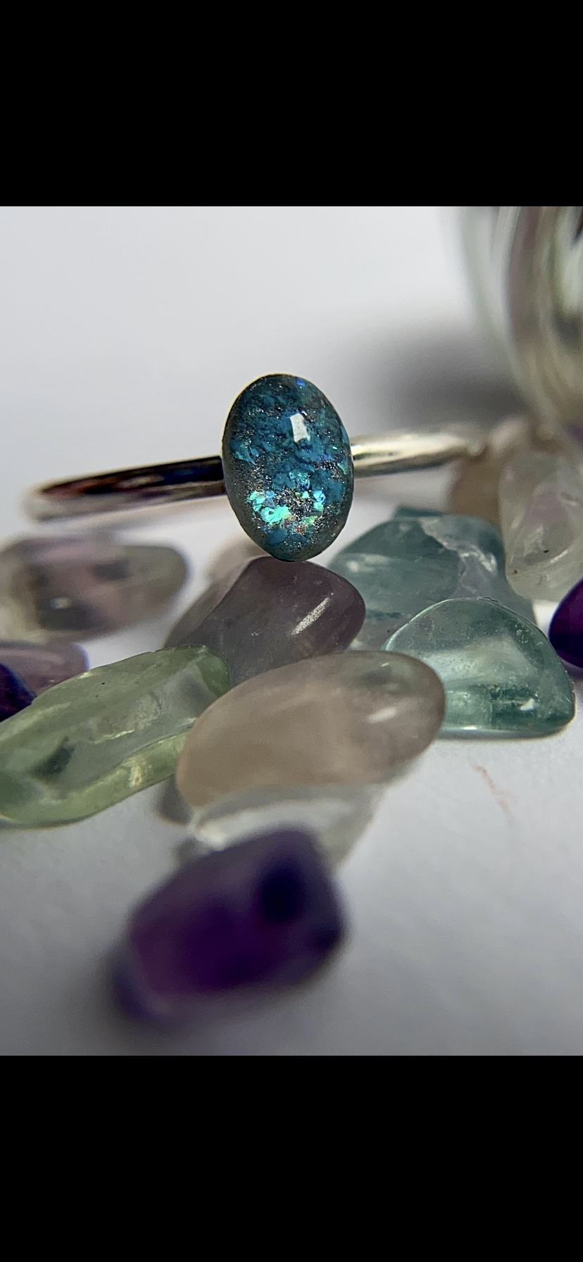 Ainsley small oval ring