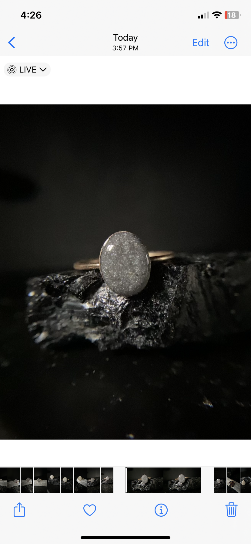 Charlotte single band ring