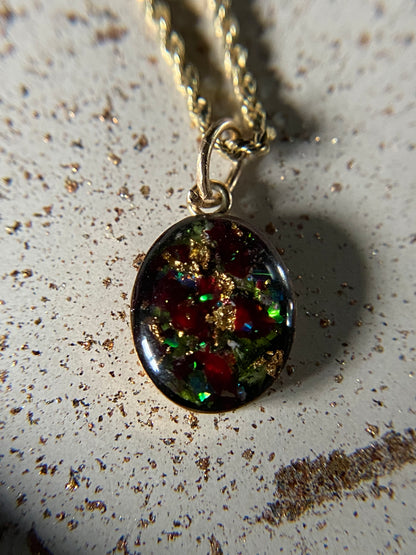 Kaia Oval Pendant Necklace