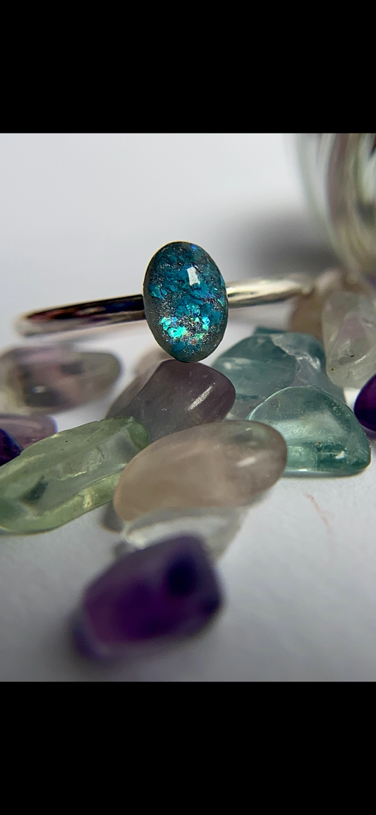 Ainsley small oval ring