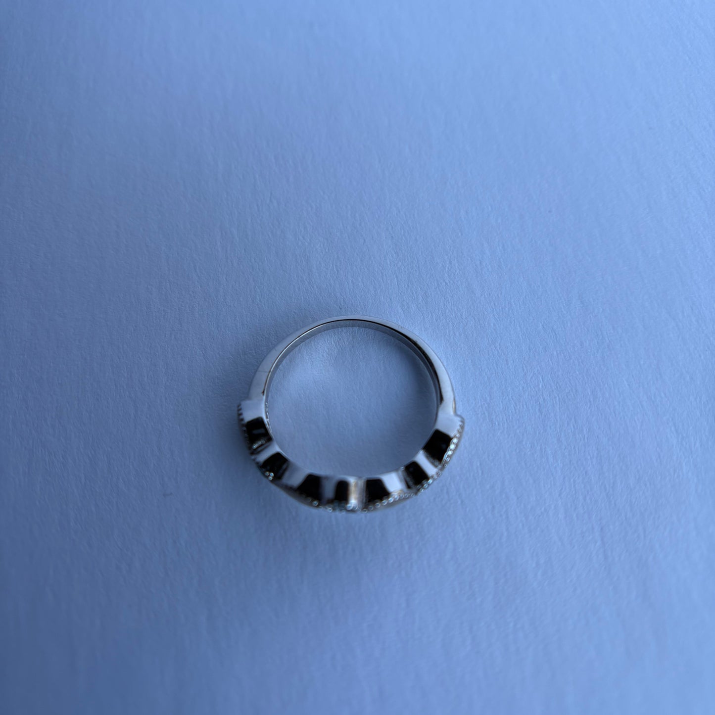Half eternity band with ashes