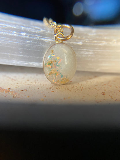 Kaia Oval Pendant Necklace