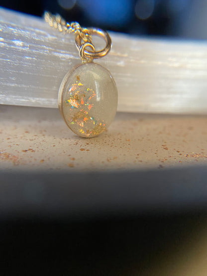 Kaia Oval Pendant Necklace