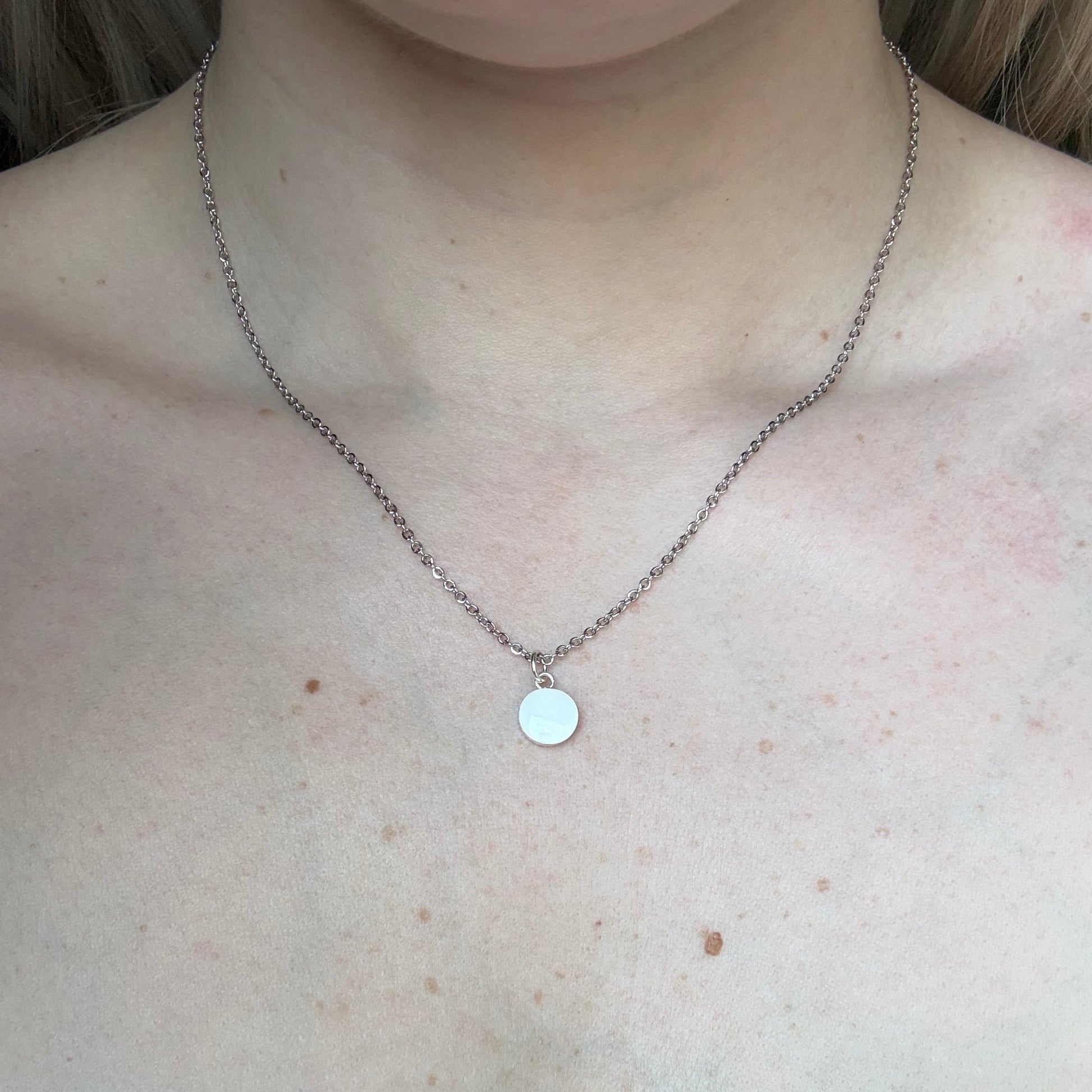 Small Round Pendant with ashes or breastmilk