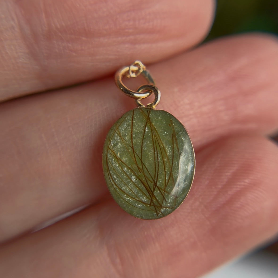 Kaia Oval Pendant Necklace