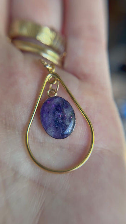 Karen Oval Loop Necklace